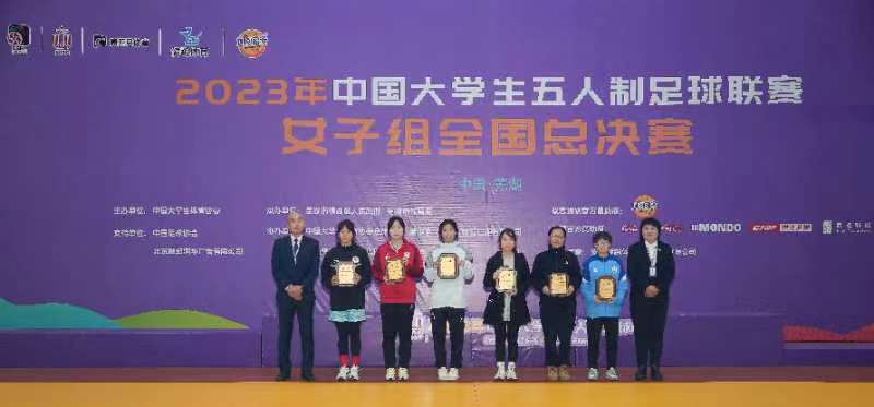 02dc6dbebfd5414da0883dbe037477fb.jpg 最终以全胜成绩斩获全国冠军